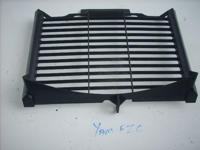 Yamaha FZ6 S2 2009 5VX (ok 07 08 09 )15993mile, 25588km, Grill pour le radiateur