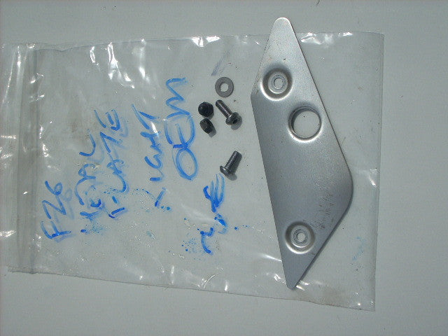 Yamaha FZ6 S2 2009 5VX (ok 07 08 09 )15993mile, 25588km, Droit REPOSE-PIED TALON