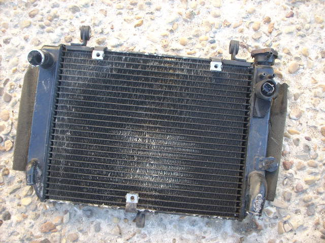 Yamaha YZF R6 5EB 99/02 radiateur a eau, RADIATOR