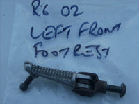 Yamaha YZF R6 5EB 99/02 repose pied AV GAUCHE, foot rest front reft , Fußrastena