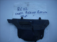 Yamaha YZF R6 5EB 99/02 couvercle en plastic de moteur avant, front engine plast