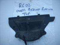 Yamaha YZF R6 5EB 99/02 couvercle en plastic de moteur avant, front engine plast