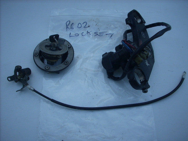 Yamaha YZF R6 5EB 99/02 kit serrure , avec bouchon de réservoir, serrure de sell
