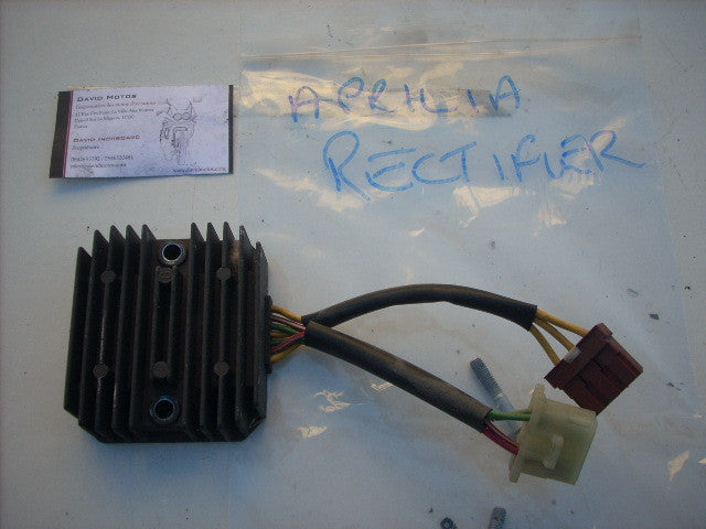 Aprilia RSV Tuono Racing 1000R mille Factory 2004 ok 03/05 Regulateur RECTIFIER