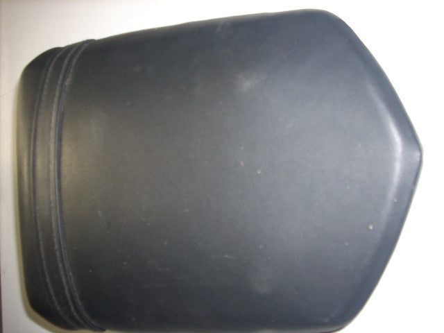 Yamaha YZF R1  04 05 06 rear seat passenger selle pasager