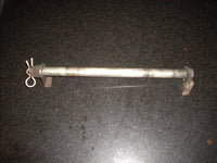 2004 Kawasaki ZZR 600 ZX E11, Axe de rue arrier, rear wheel axle, spindle,