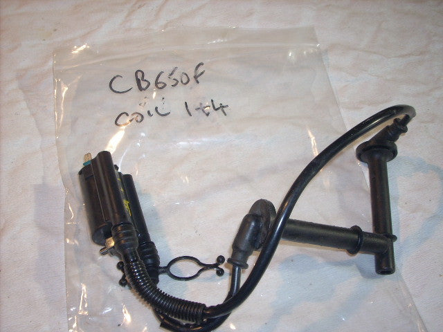 2015 Honda CB650F ABS , ok 14/15 bobine d'allumage, 1 et 4 ignition coil, 1 & 4