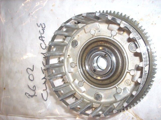 Yamaha YZF R6 5EB 99/02  EMBRAYAGE panier basquet , clutch basket