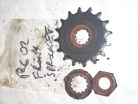 Yamaha YZF R6 5EB 99/02 pignon avant,. front sprocket