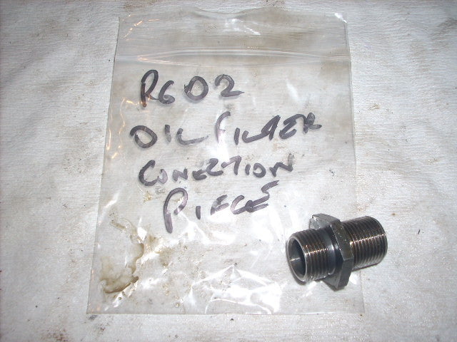 Yamaha YZF R6 5EB 99/02 MONTAGE DE FILTRE A HUILE , OIL FILTER MOUNT