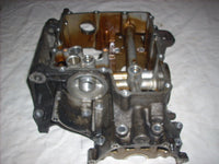 Yamaha YZF R6 5EB 99/02 ½ engine casing bas, ENGINE CASE MOTOR CASES bottom.