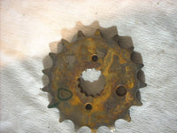 Front Sprocket, Pignon avant AV  Suzuki GSX 1400 K1/K4 17 teath dents 51318 95 0