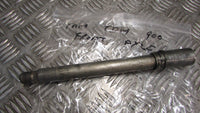 Yamaha TDM 900 2014, axe de la rue avant,, front axle spindle FRONT WHEEL AXLE s