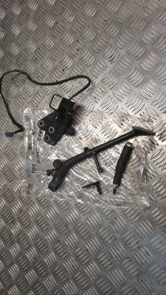 Yamaha TDM 900 2014, Bequilles Laterales avec capteur,SIDE STAND ASSY with switc