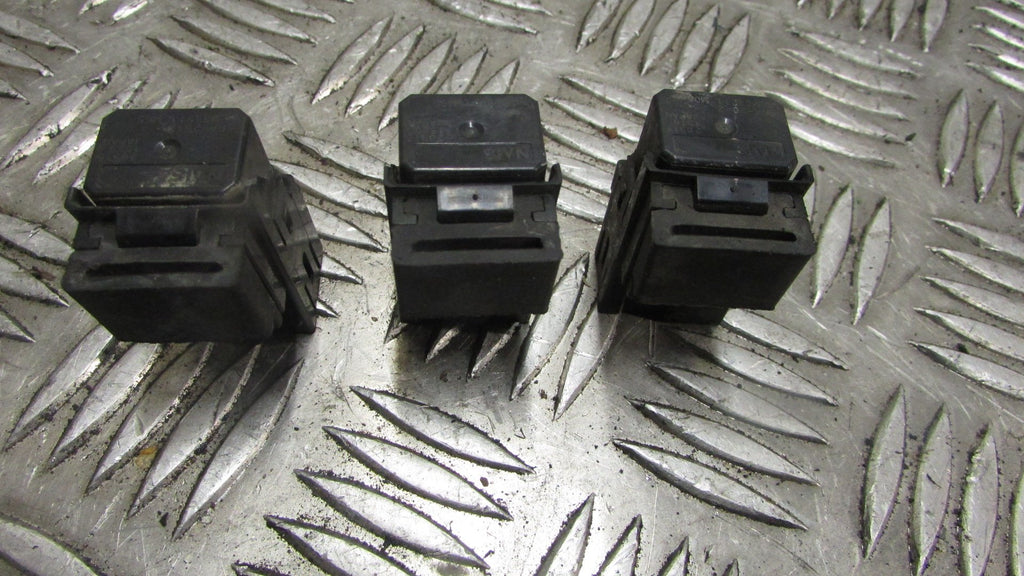 Yamaha TDM 900 2014, RELAIS NAIS NAI5 (x3),Relay Headlight dimmer