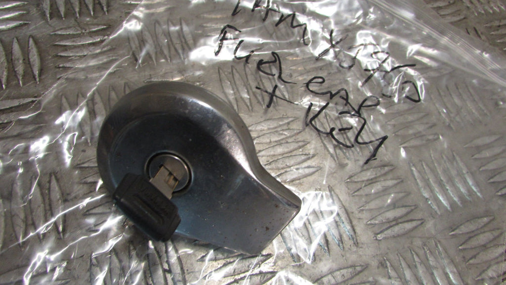 Yamaha XJ 750 11M 5G200, Seca 1983 84 bouchon de reservoir , petrol fuel cap