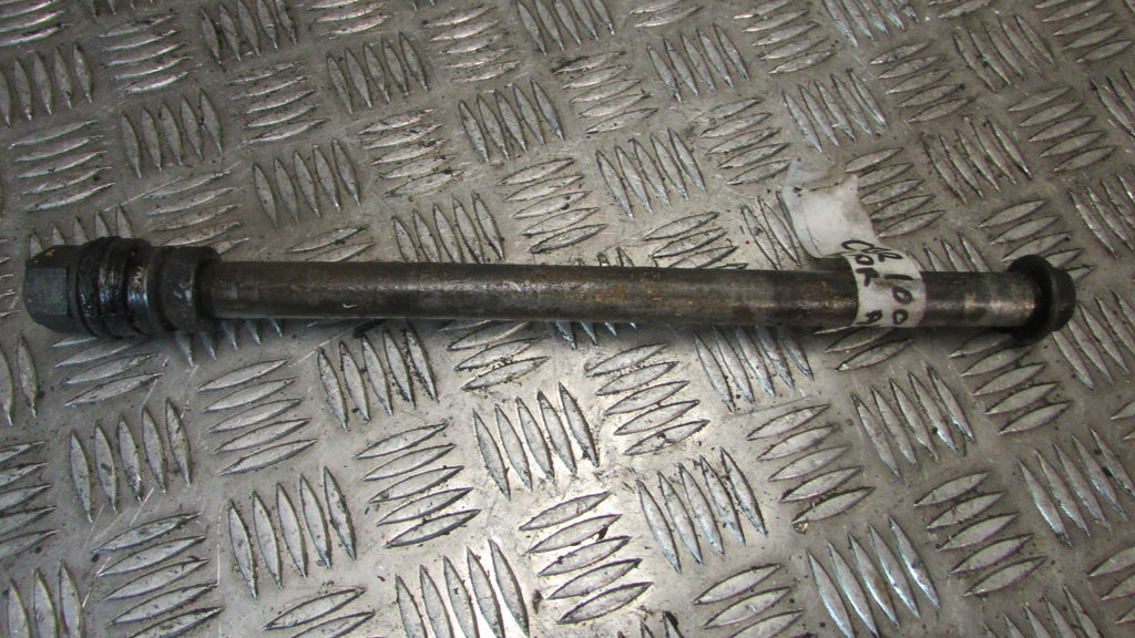 Honda CBR 1000F SC21 1987/88 Axe de rue arrier,,rear wheel axle, spindle,