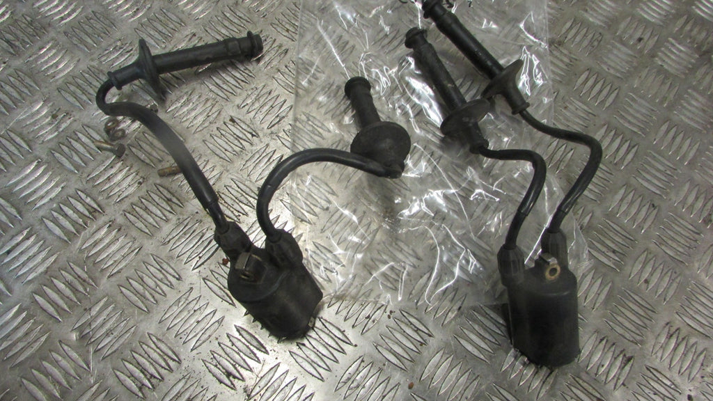 Honda CBR 1000F SC21 1987/88 Bobines des allumage ,ignition coils