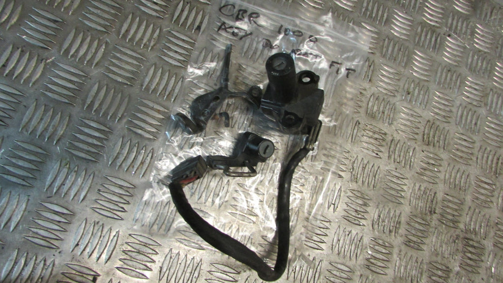 Honda CBR 1000F SC21 1987/88 * neiman , ignition no key