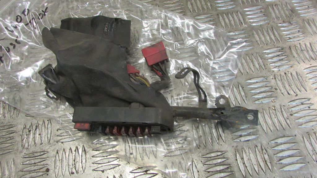 Honda CBR 1000F SC21 1987/88 porte fusibles,,FUSE BOX,