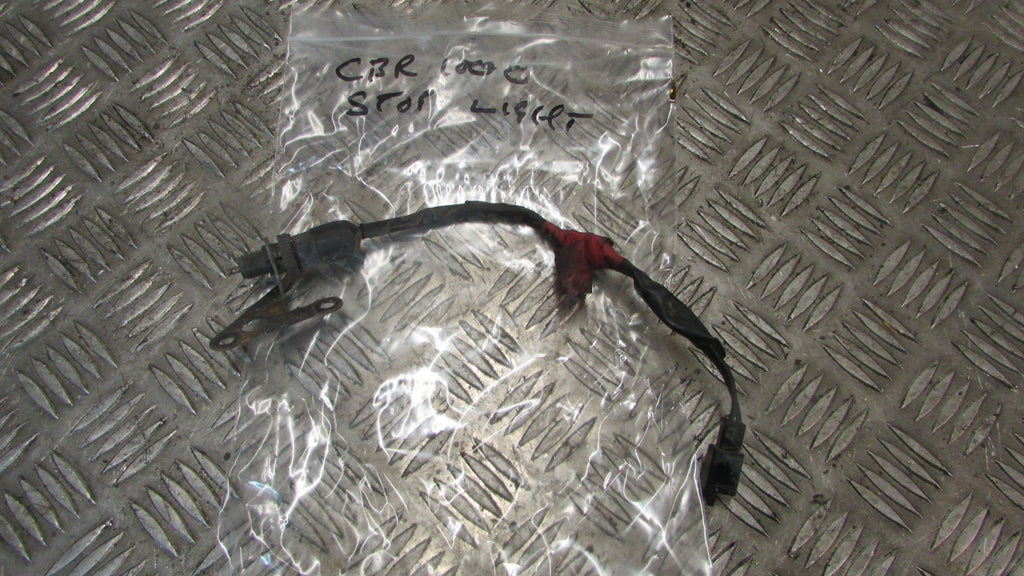 Honda CBR 1000F SC21 1987/88 Interrupteur contacteur de feu de frein arrière, RE