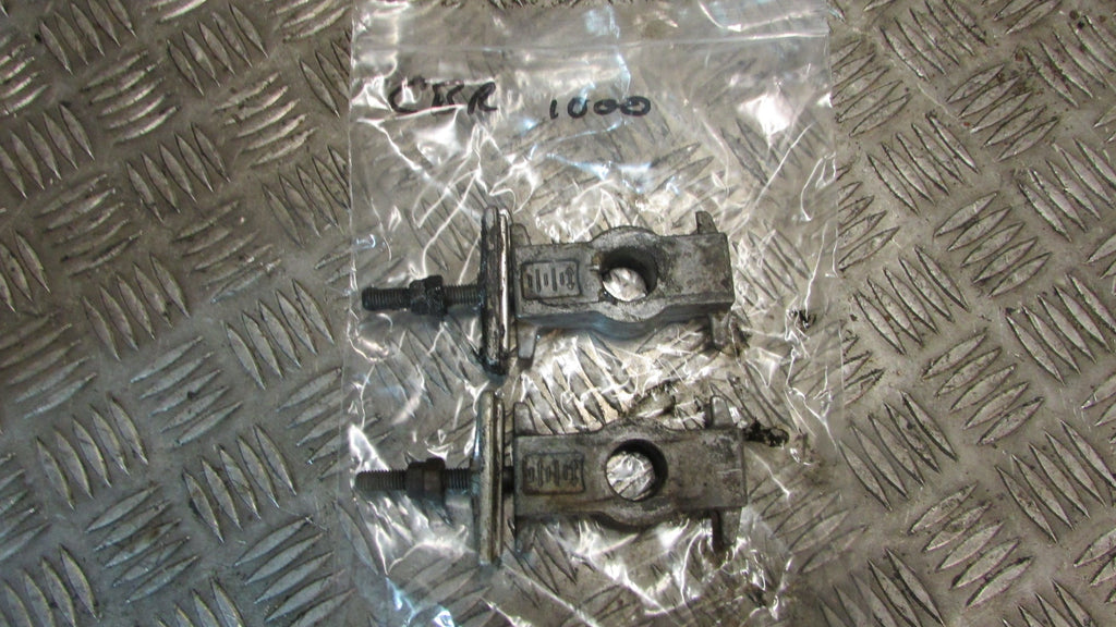 Honda CBR 1000F SC21 1987/88 réglage de la roue arrière, tendeur chaine ,rear wh