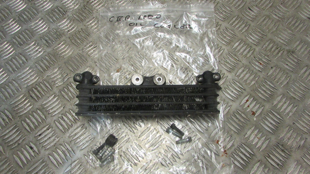 Honda CBR 1000F SC21 1987/88 radiateur refroidisseur d'huile, ,OIL COOLER, radia