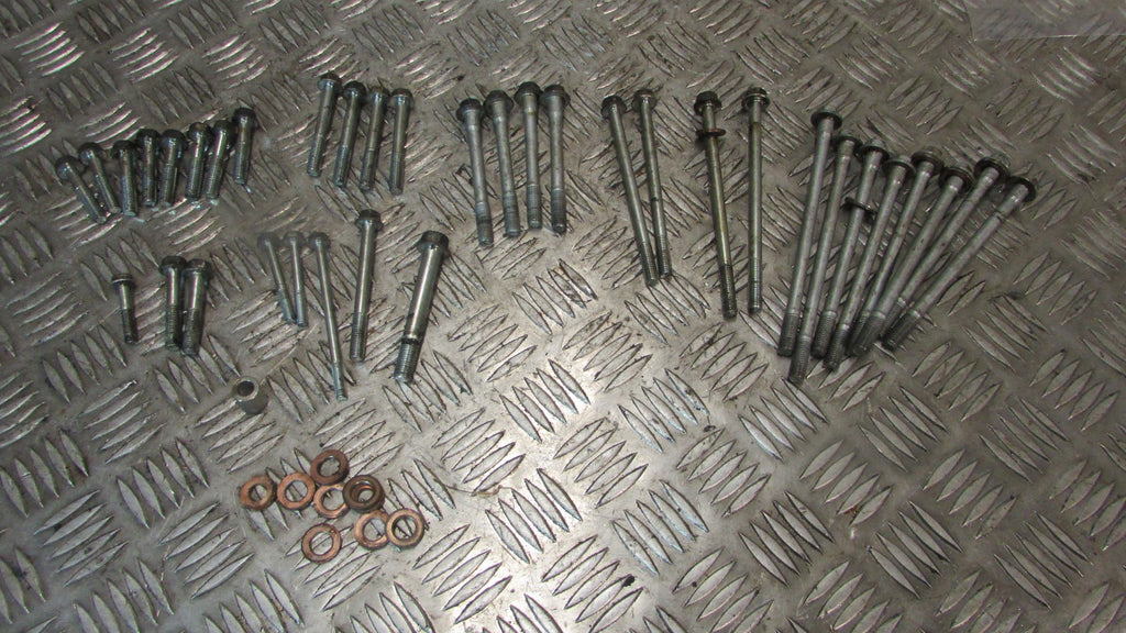 Honda CBR 1000F SC21 1987/88 Vis pour carter de vilebrequin ,Bolts for crank cas