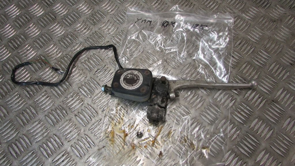 Yamaha RD X 125 1979 *maitre-cylindre de frein AV avec levier, ,FRONT BRAKE MAST