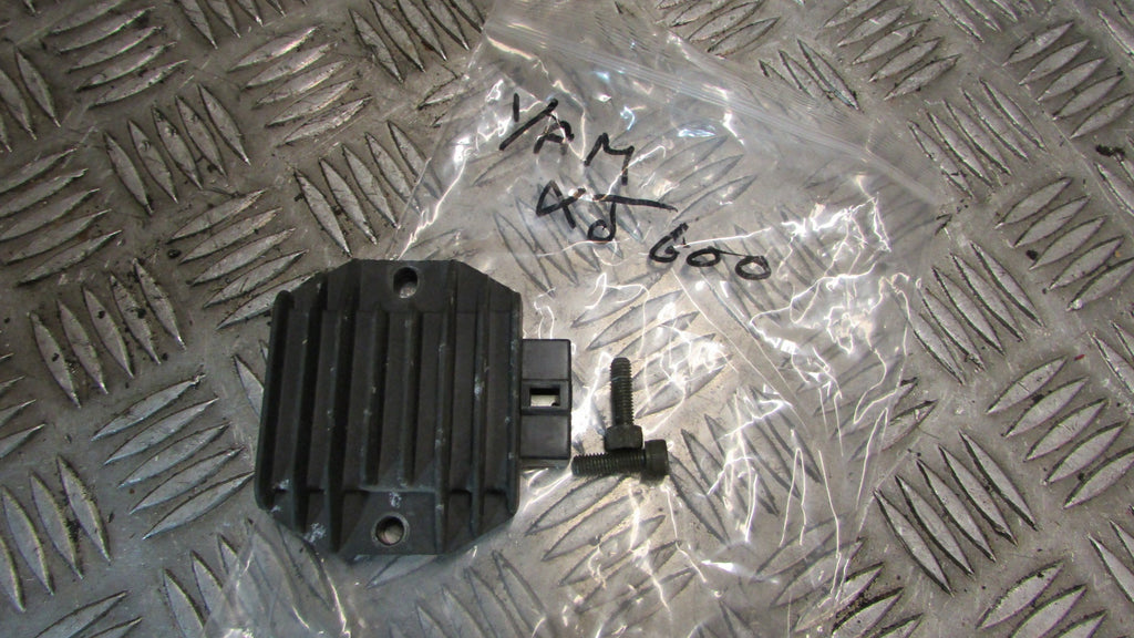 Yamaha XJ 600 Diversion 4BR Regulateur,RECTIFIER regulator, OEM
