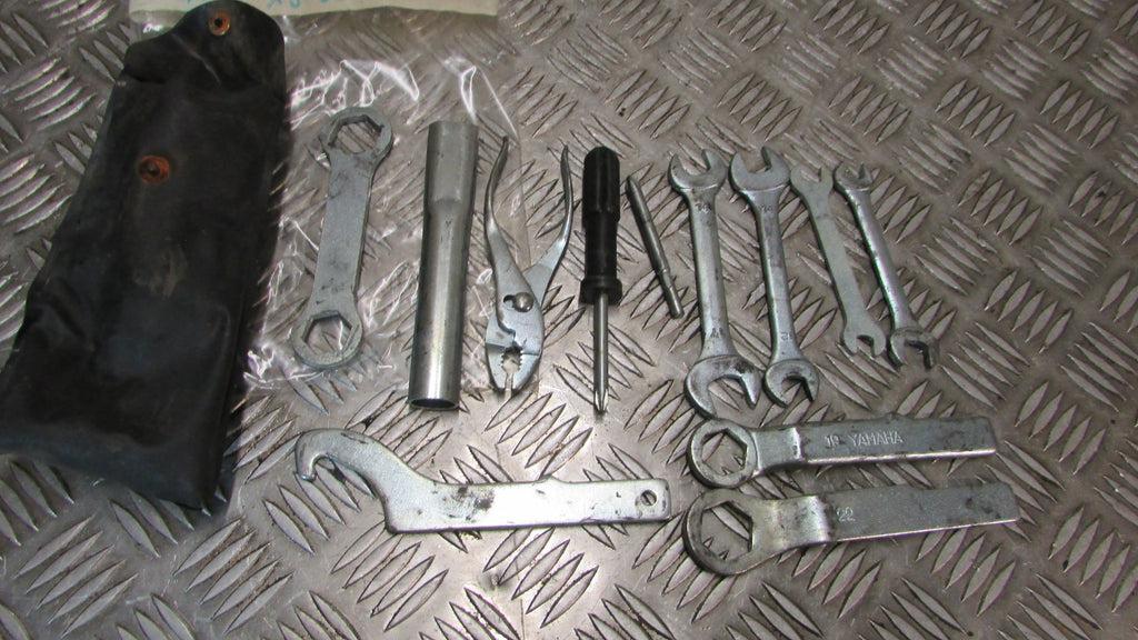 Yamaha XJ 600 Diversion 4BR sac outils,tool bag , tools