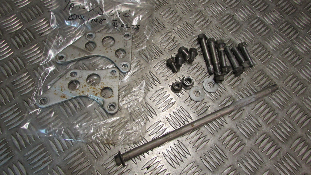 Yamaha XJ 600 Diversion 4BR Vis Suport moteur,,engine mounts bolts nuts screws f