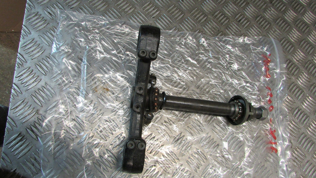 Yamaha XJR 1200 4PU Inférieur Té de Fourche Inférieure ,BOTTOM YOKE CLAMP
