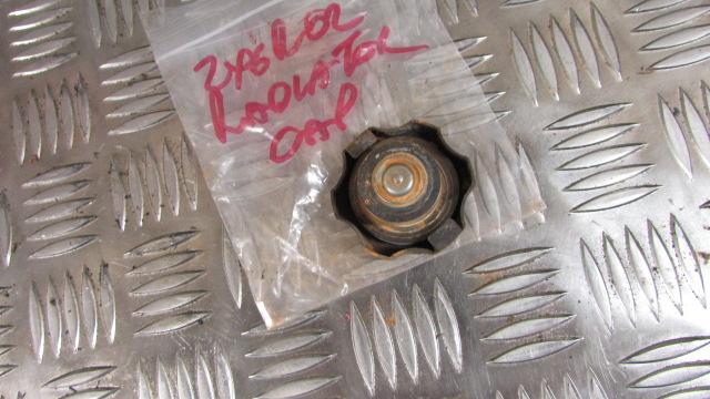 KAWASAKI NINJA ZX6R ZX-6R J1 J2 2000/2 radiateur bouchon ,,RADIATOR CAP, Kühler