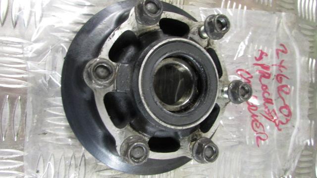KAWASAKI NINJA ZX6R ZX-6R J1 J2 2000/2 ,PIGNON AR CARRIER ,, REAR SPROCKET CARRI