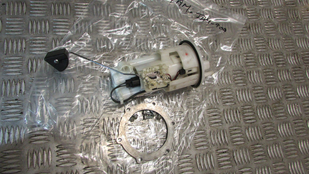 Yamaha TDM 900 CARBURANT ESSENCE GAZ RELAIS POMPE ,FUEL PETROL GAS PUMP RELAY OM