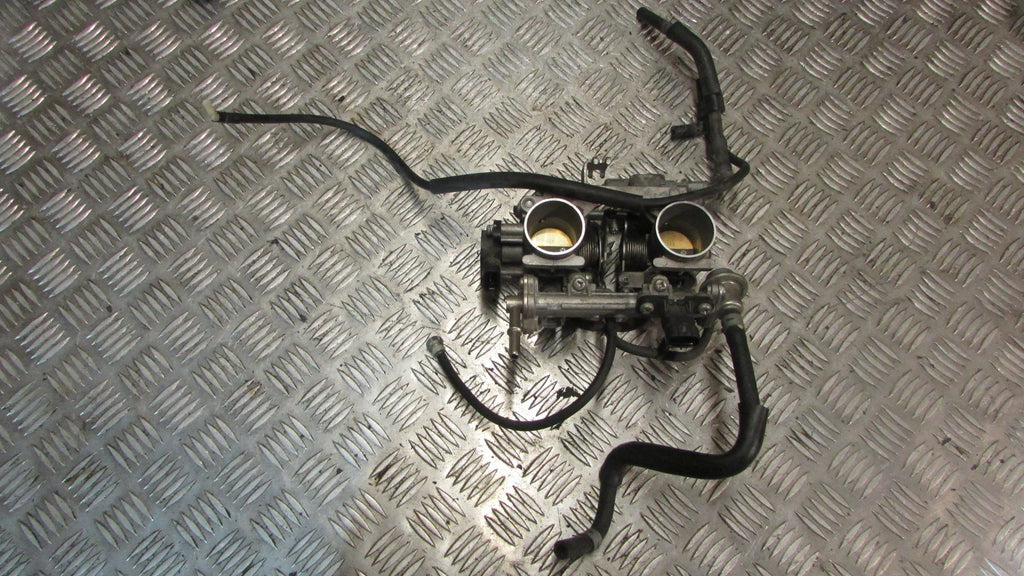 Yamaha TDM 900 Rampe d injecteur injection carburateur carburation,Throttle Bodi