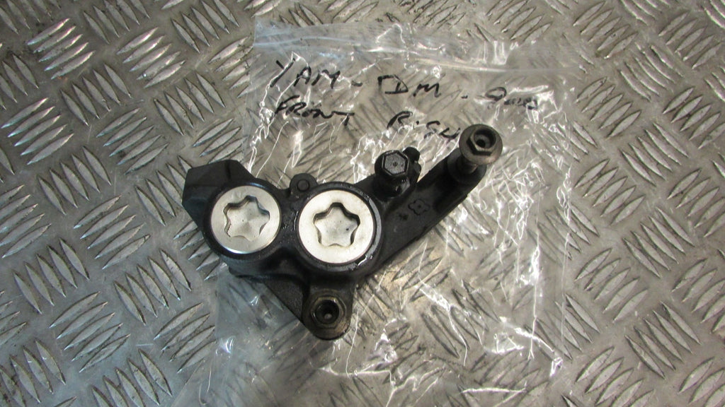 Yamaha TDM 900 ÉTRIER DE FREIN , avant droit , FRONT RIGHT BRAKE CALIPER,
