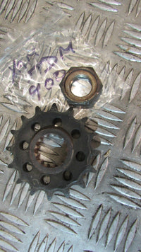 Yamaha TDM 900 pignon avant, ,front sprocket