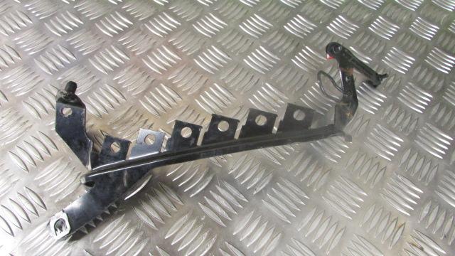 Triumph ST Sprint 1050, 05>10 Suport droite relais, support, right relays,,