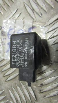 Yamaha TDM 900 RELAIS clignotant ,Relay- flasher indicators
