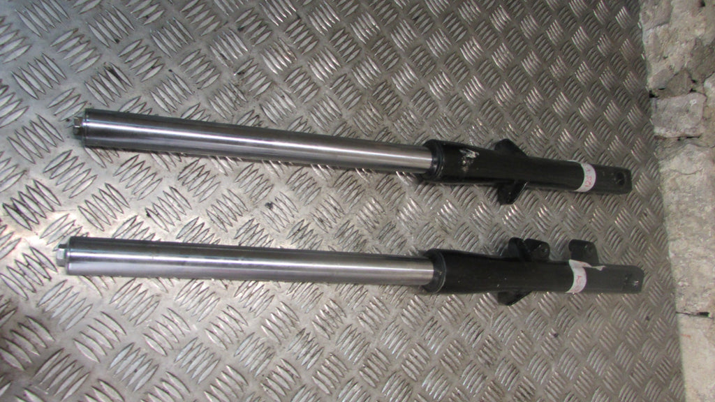 Hyosung GV 125 Aquila MF51 fourches gauche et droit le paire, ,LEFT & RIGHT FORK