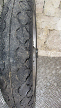 Hyosung GV 125 Aquila MF51 Jante AV avant avec pneu   ,front wheel with  tyre