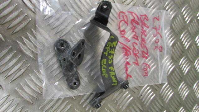 KAWASAKI Z750R, ZR750NBF,2011(OK 08/17)attache de carrenage raditeur av avants g