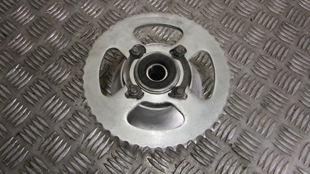 Hyosung GV 125 Aquila MF51 Pignon support arrière,rear sprocket carrier cush dri