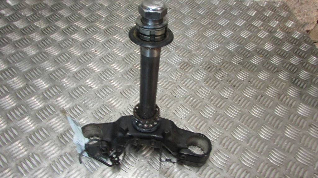 Yamaha TDM 900 T de Fourche inferior,BOTTOM YOKE CLAMP