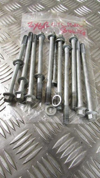 KAWASAKI ZX6R ZX-6R NINJA ZX600F F1 F2 F3 1995 1996 1997, les boulons de culasse