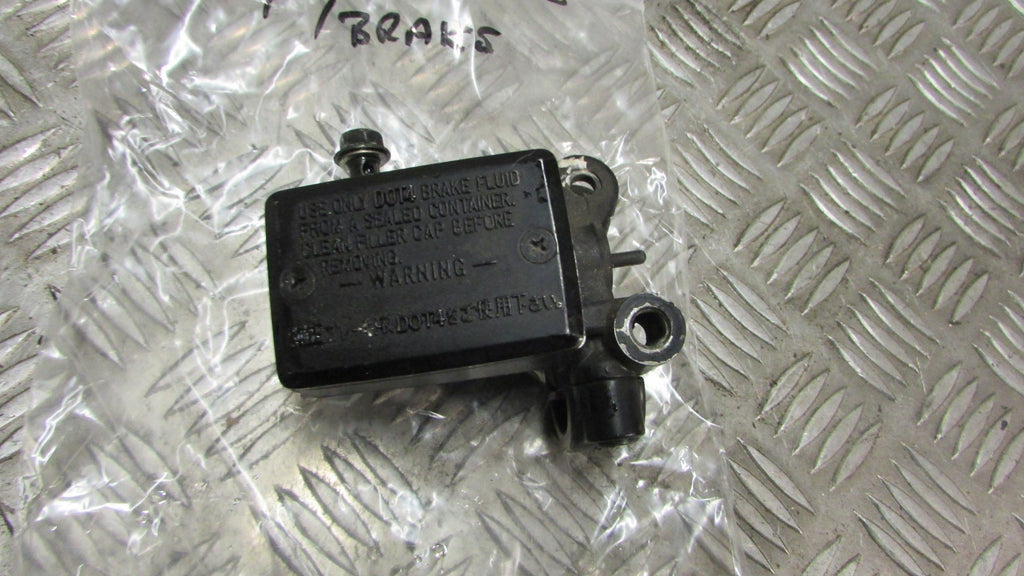 Yamaha TDM 900 maitre-cylindre de frein AV,FRONT BRAKE MASTER CYLINDER