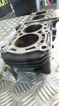 Yamaha Fazer FZS 600 2000 (1998/2003) RJ021 CASE MOTEUR haut ,top ,,ENGINE CASIN