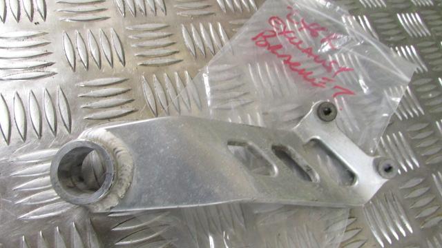 KAWASAKI NINJA ZX6R ZX-6R J1 J2 2000/2 attache de pot ar arrier, rear exhaust br